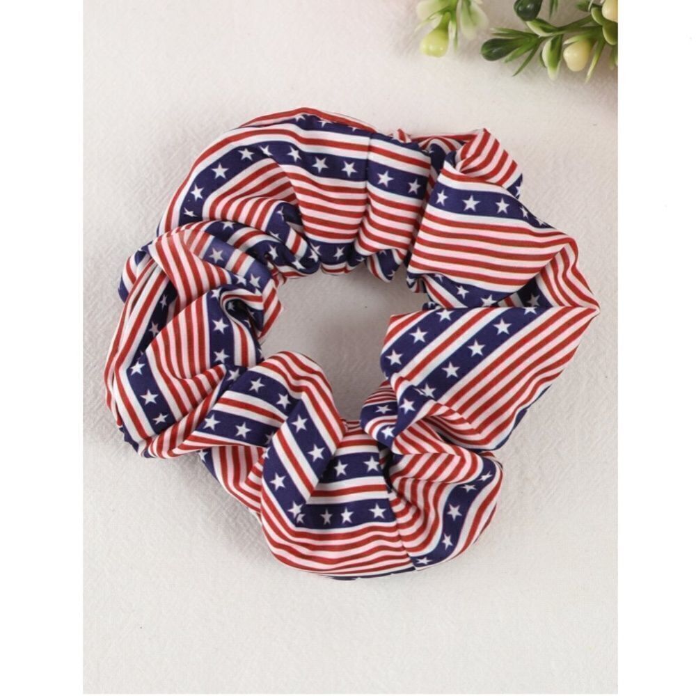 Stars and Stripes 🇺🇸 Scrunchie 